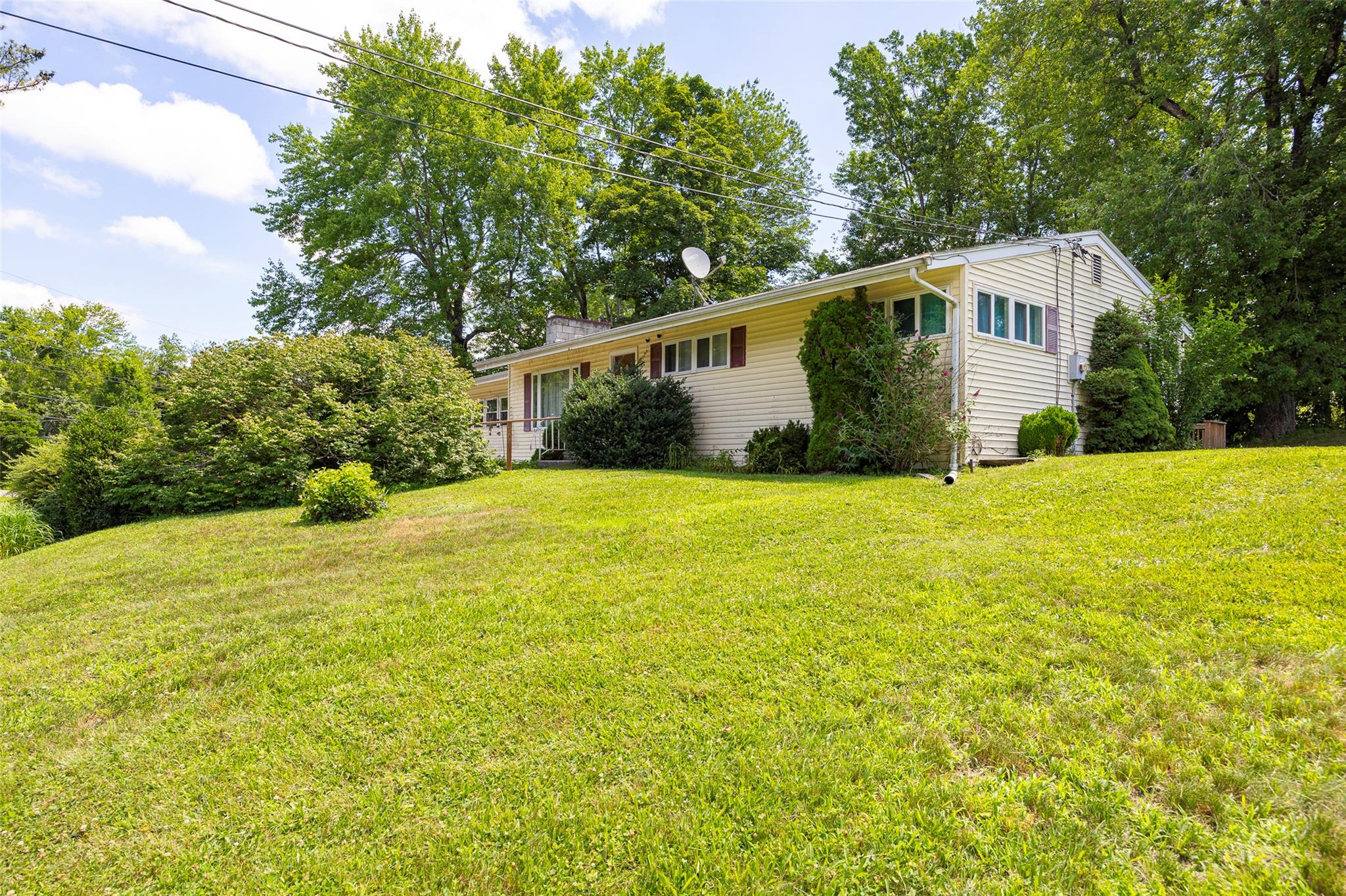 #20 photo, 5 Norah Lane, Hyde Park , NY 12538