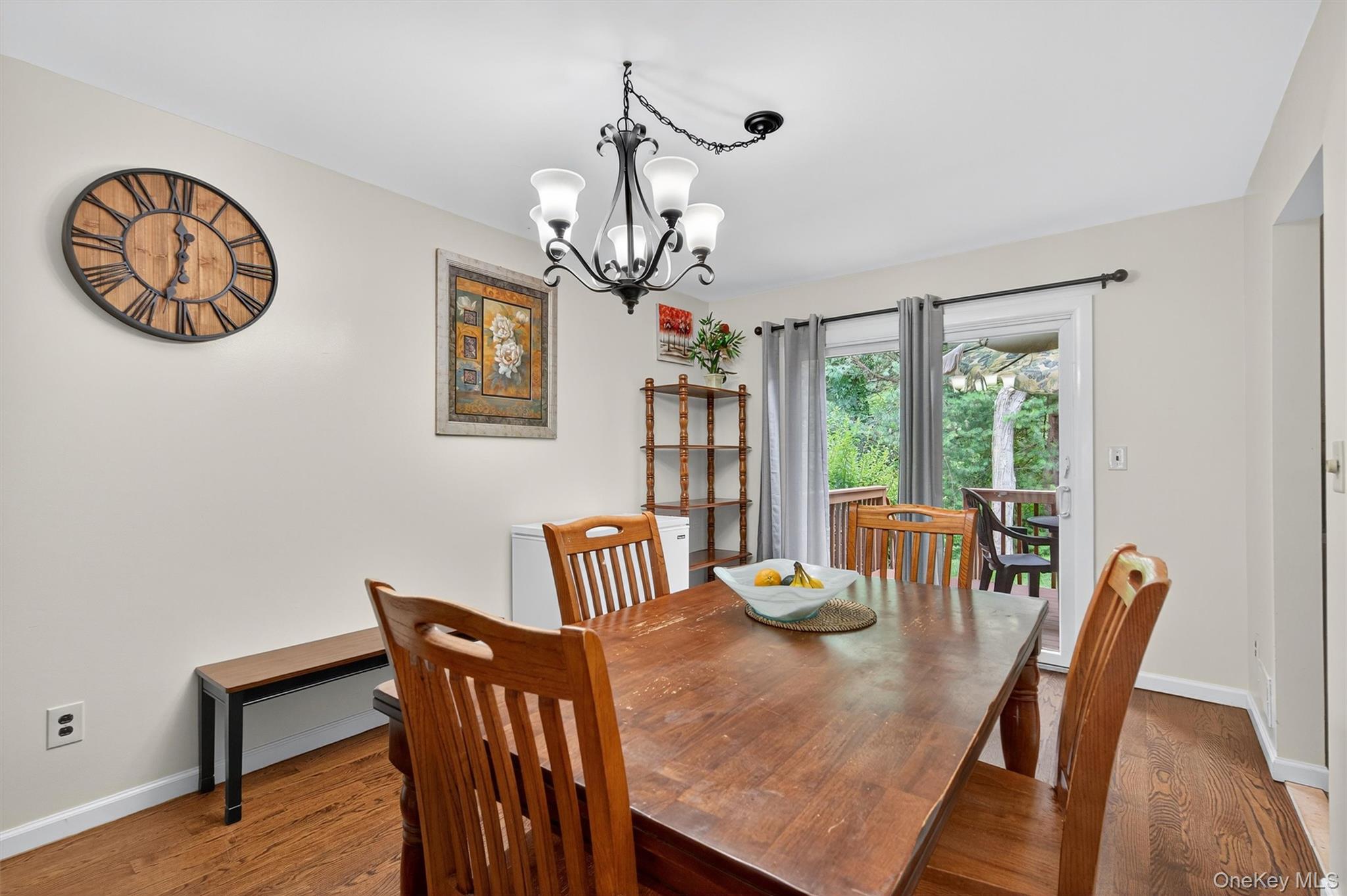 #11 photo, 418 Pawnee Court, Suffern , NY 10901