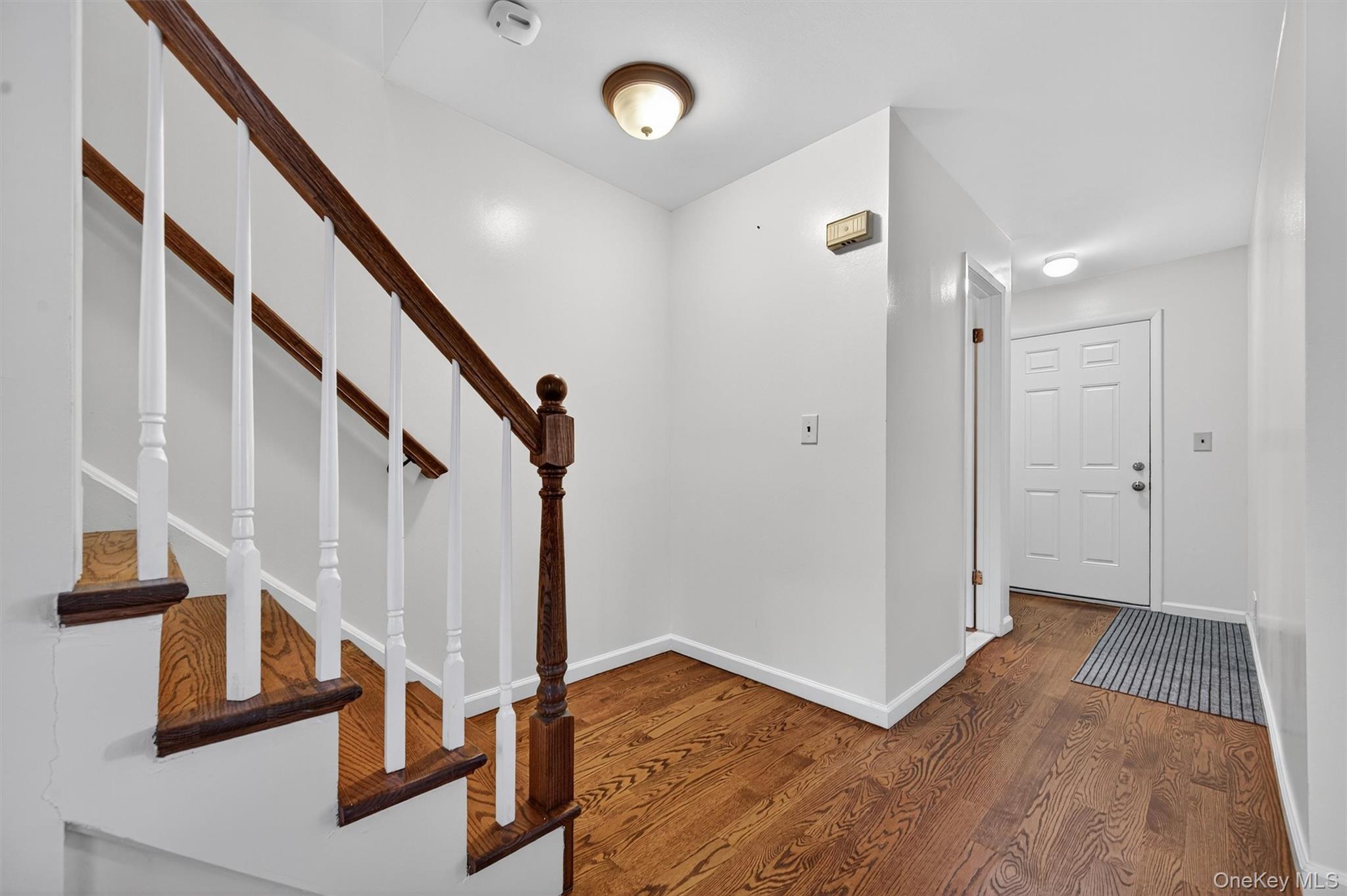 #7 photo, 418 Pawnee Court, Suffern , NY 10901