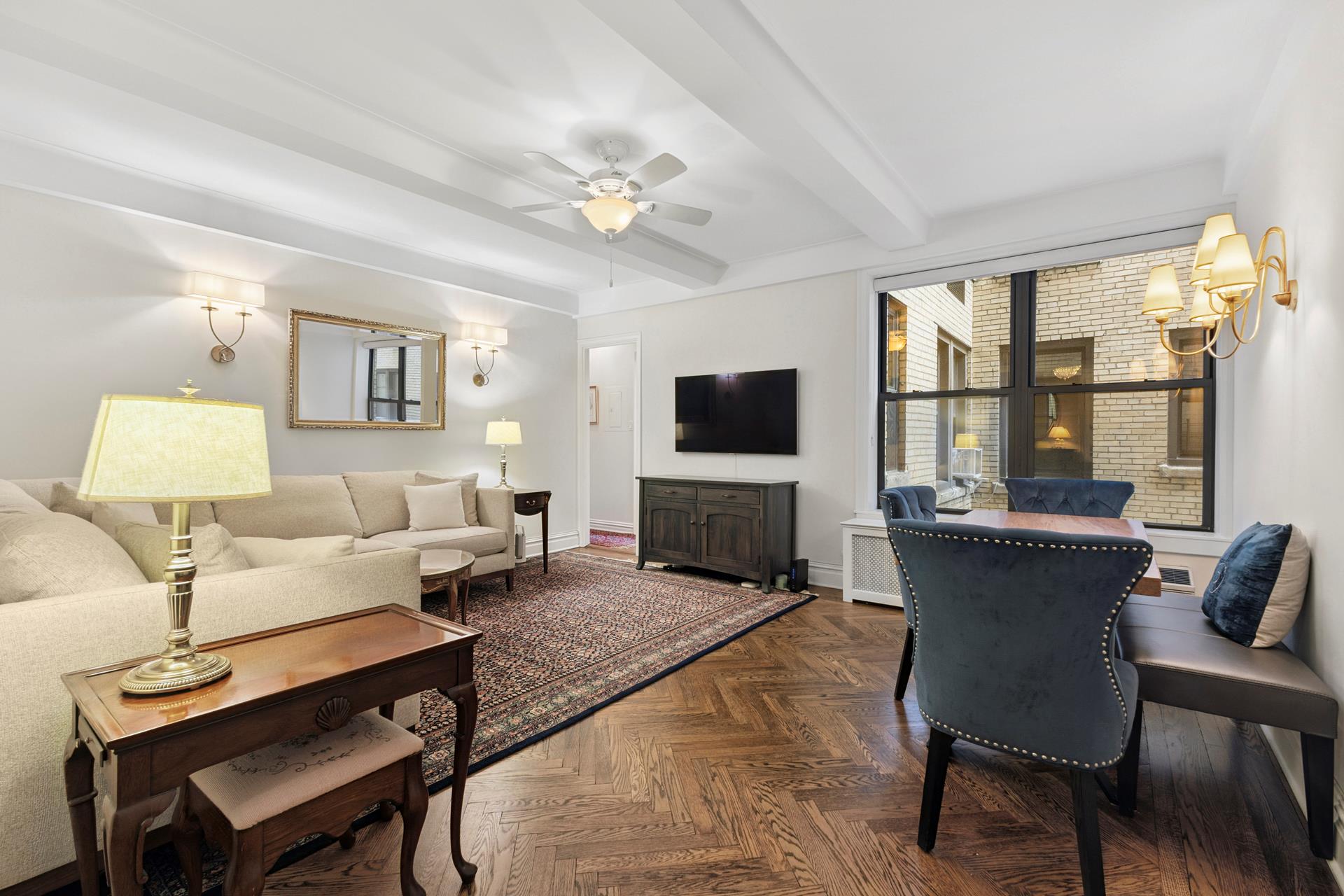 #1 photo, 140 E 81ST Street, 曼哈頓 上东城 Upper East Side , NY 10028