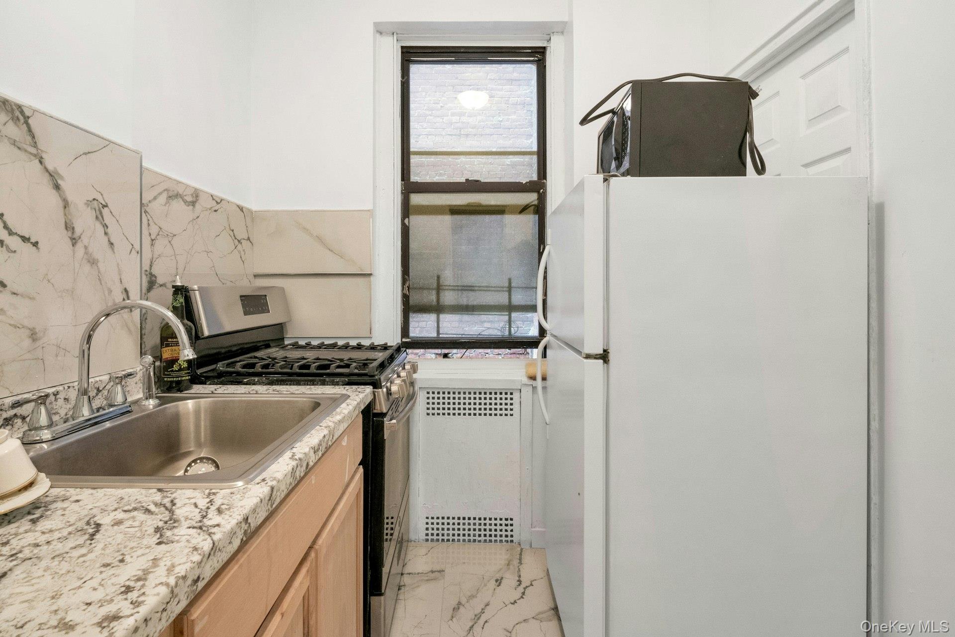 #4 photo, 2962 Decatur Avenue, ブロンクス区 Bronx , NY 10458