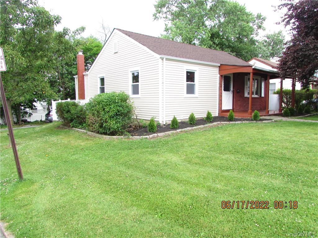 #2 photo, 2 Leffingwell Place, New Rochelle , NY 10801