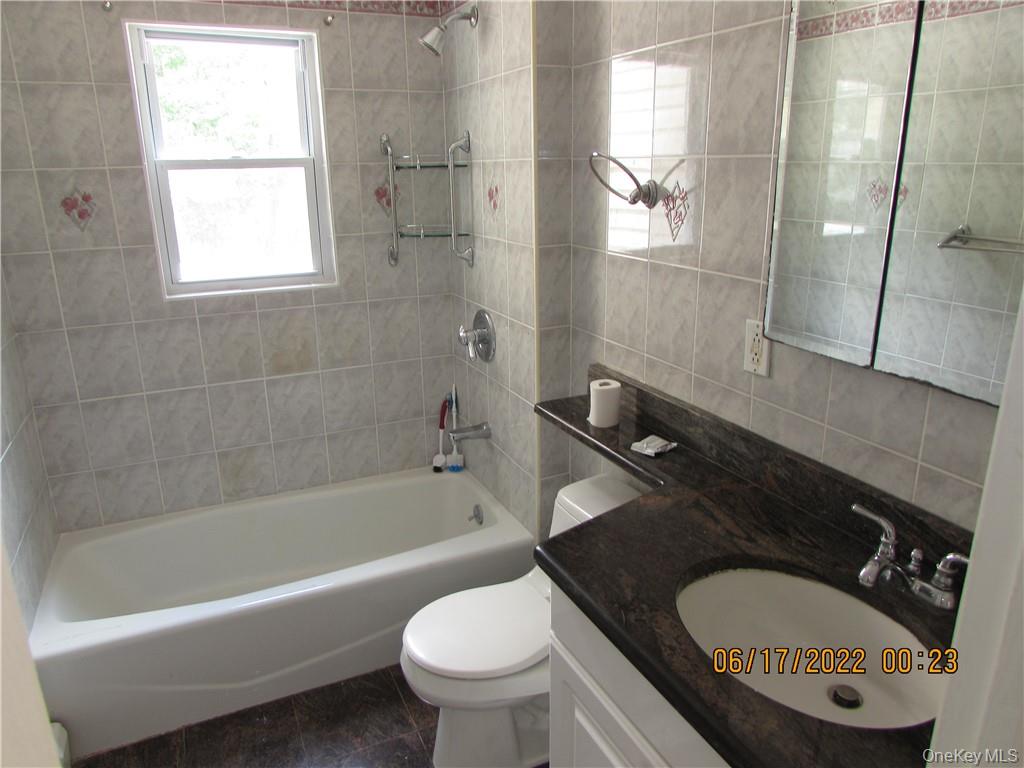 #9 photo, 2 Leffingwell Place, New Rochelle , NY 10801