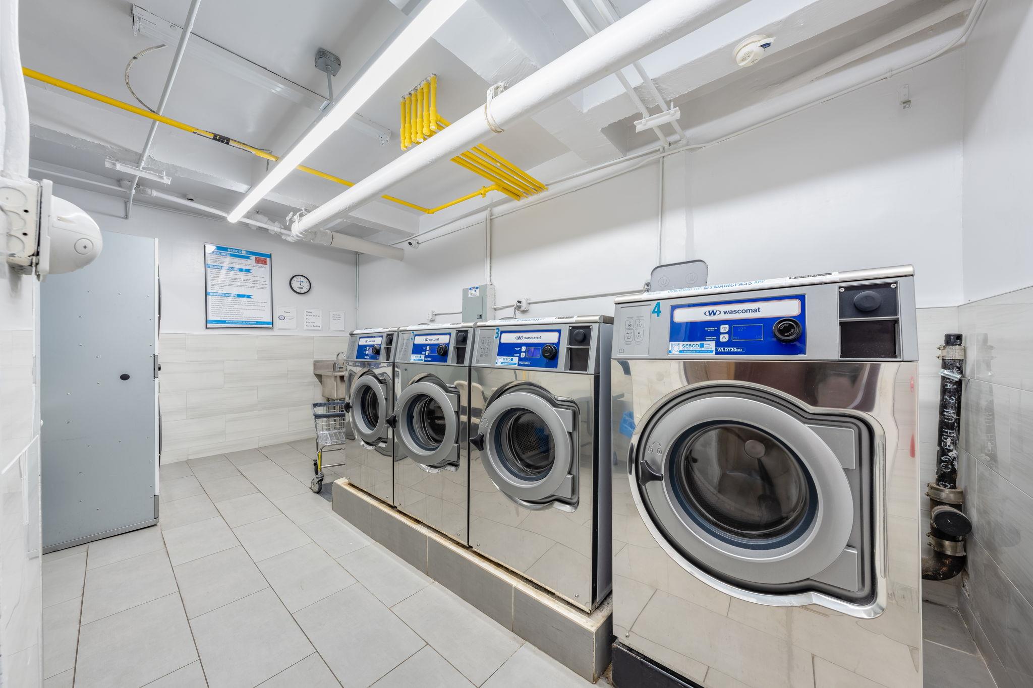 #14 photo, 140-10 84 Drive, Briarwood , NY 11435