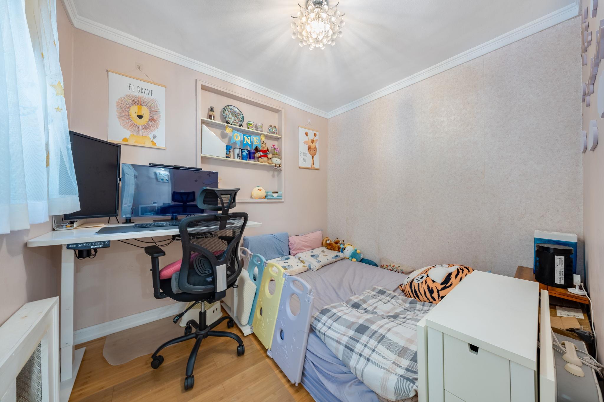 #7 photo, 140-10 84 Drive, Briarwood , NY 11435