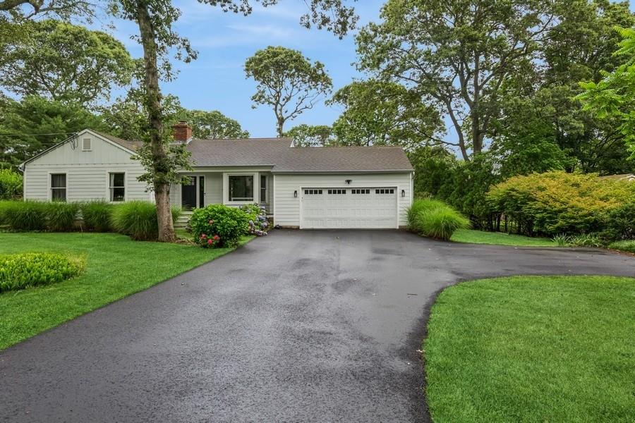 #1 photo, 11065 Old Sound Avenue, 東長島 Mattituck , NY 11952