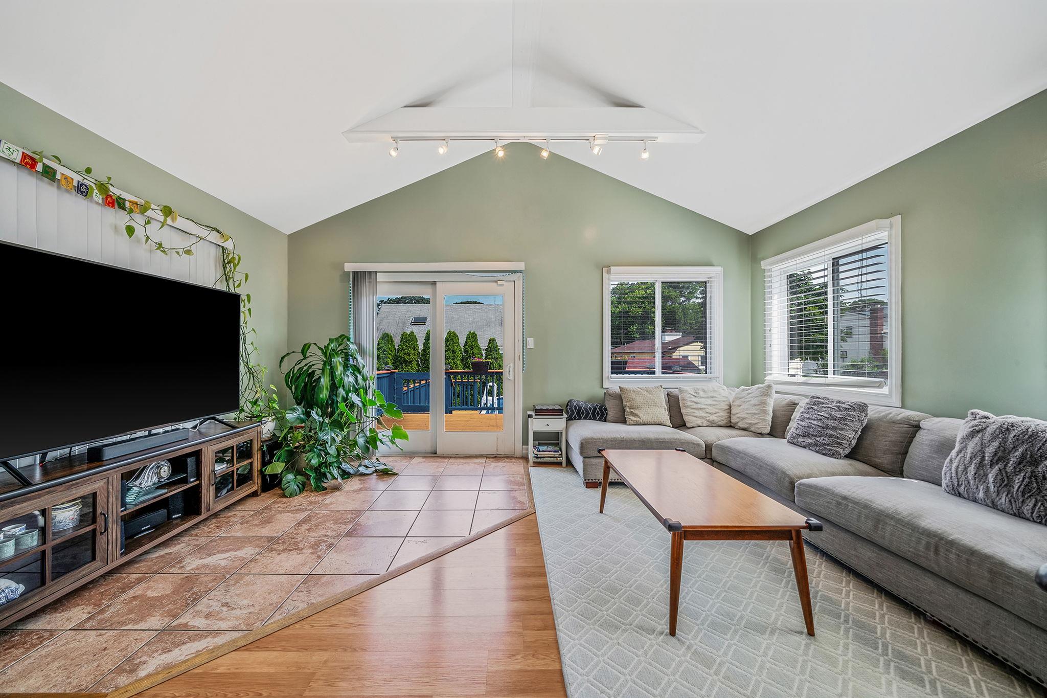 #4 photo, 43 Ranch Drive, サフォーク郡 Shirley , NY 11967