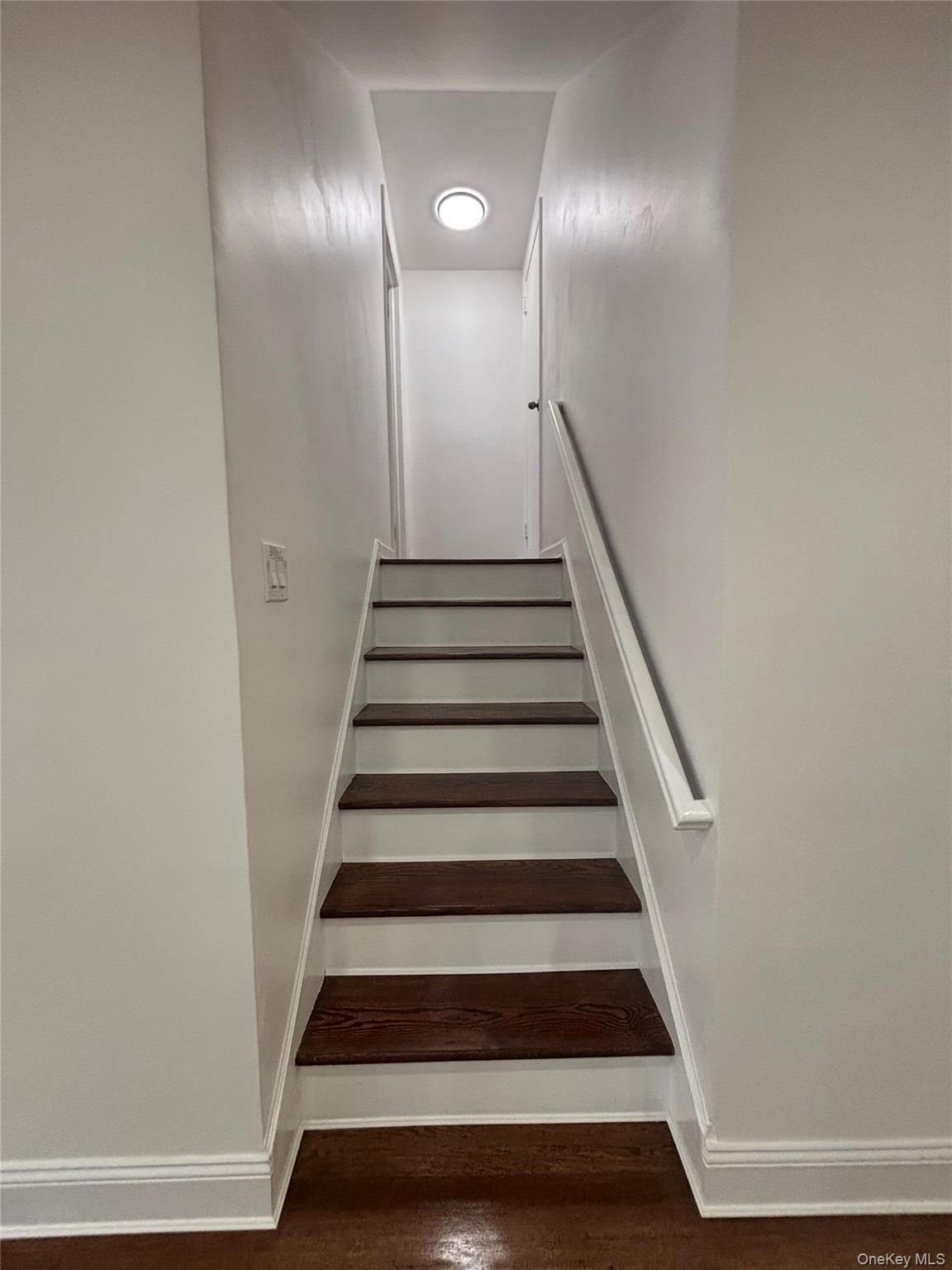 #11 photo, 868 Oliver Avenue, ナッソー郡 Westbury , NY 11590