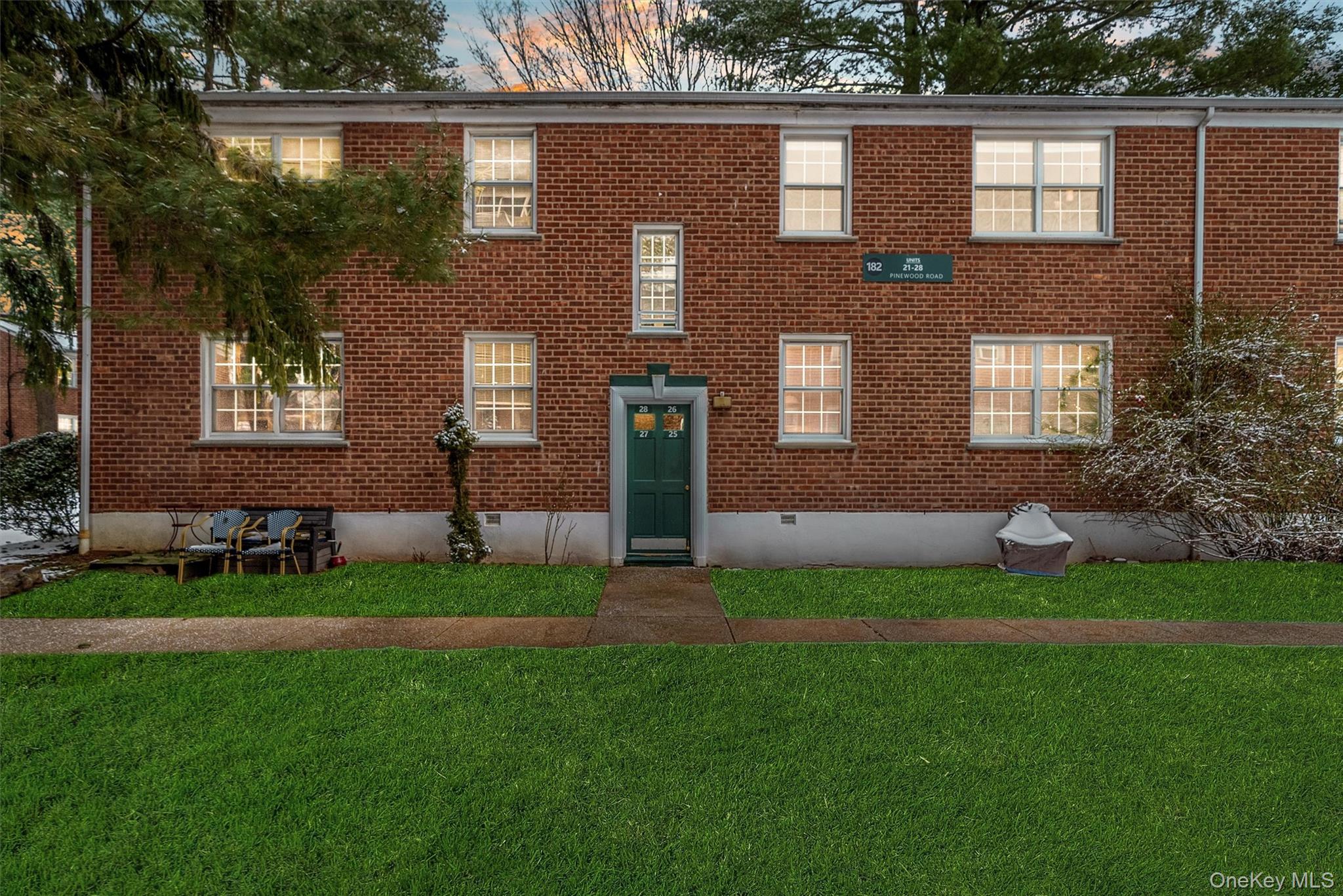 #16 photo, 182 Pinewood Road, Hartsdale , NY 10530