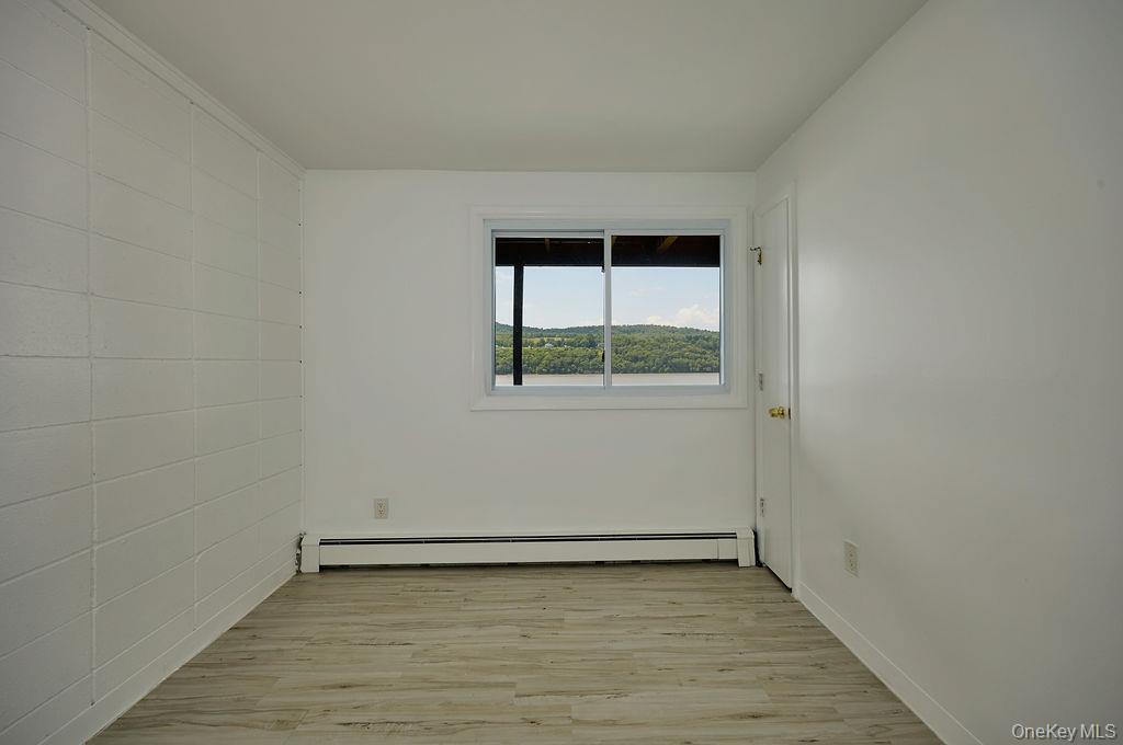 #18 photo, 66 River Road, Hyde Park , NY 12538