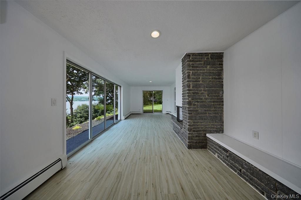 #19 photo, 66 River Road, Hyde Park , NY 12538