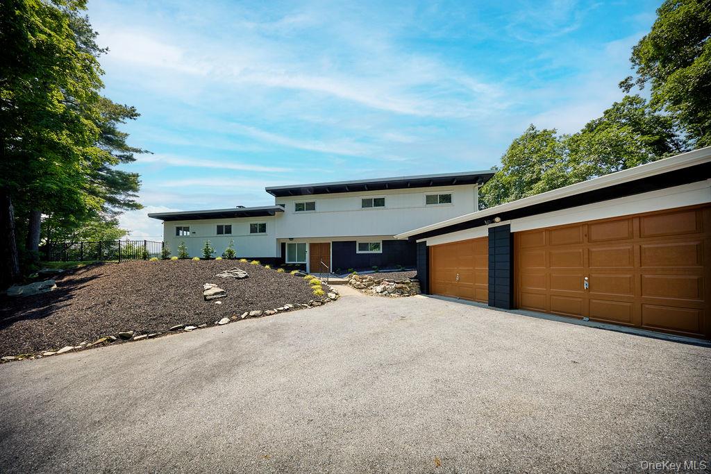 #4 photo, 66 River Road, Hyde Park , NY 12538