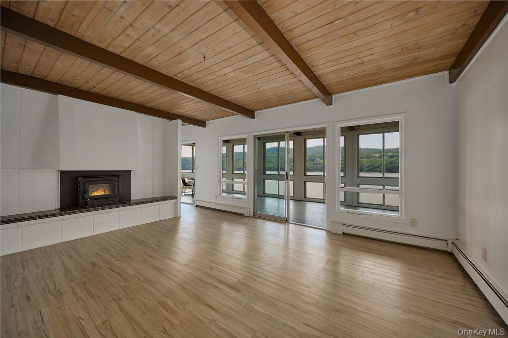 #9 photo, 66 River Road, Hyde Park , NY 12538