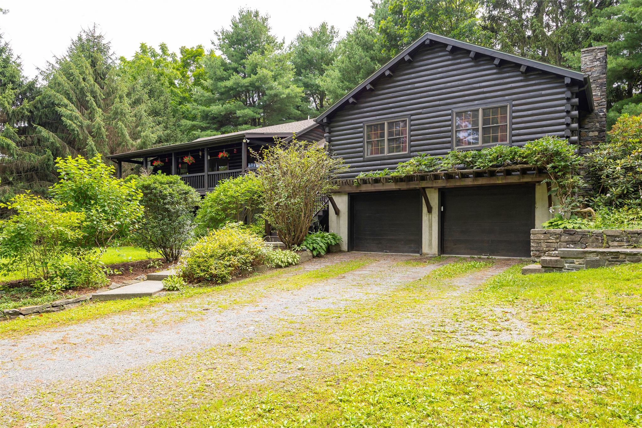 #1 photo, 844 Salt Point Turnpike, 紐約州 Pleasant Valley , NY 12601