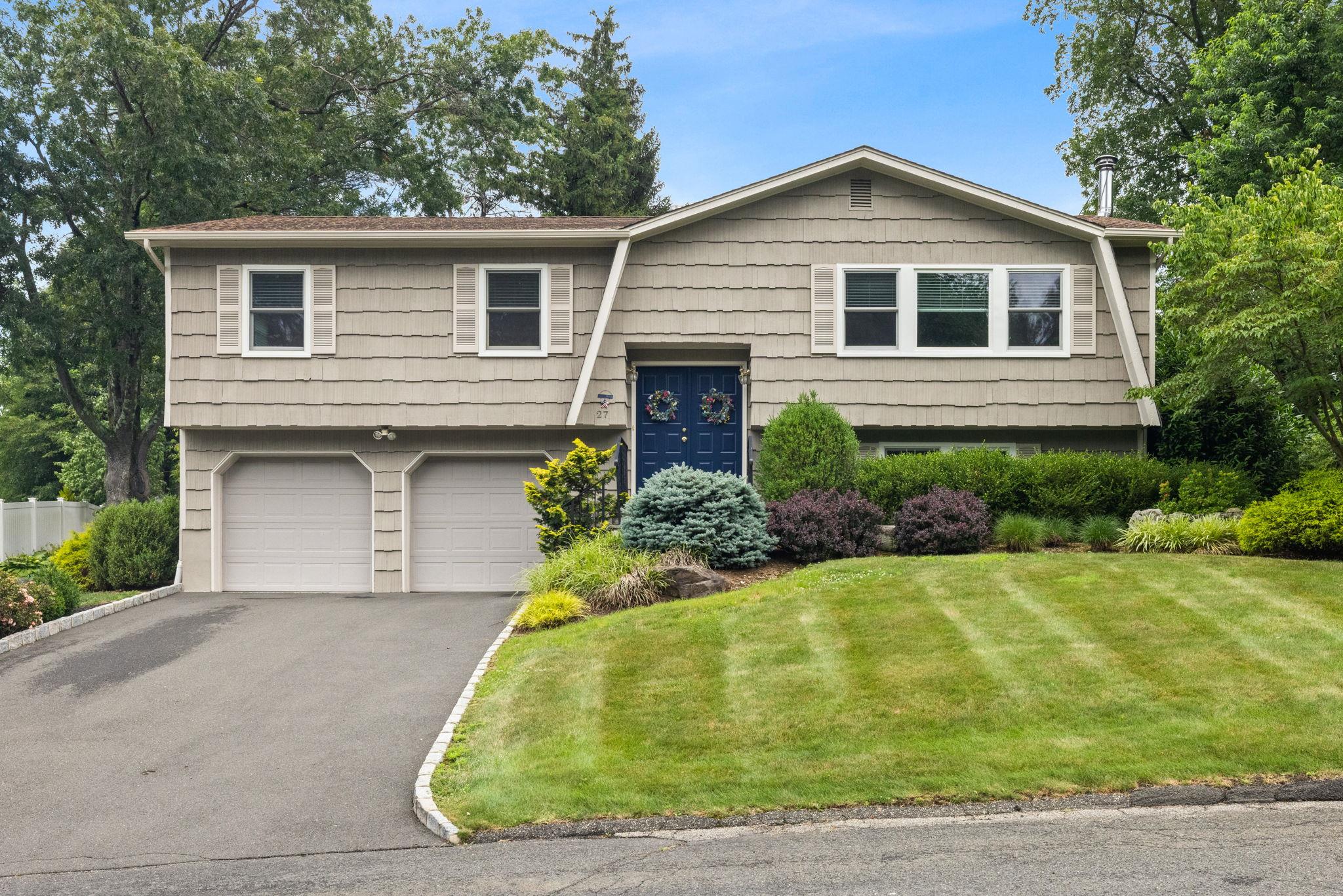 #1 photo, 27 Stubbe Drive, Stony Point , NY 10980