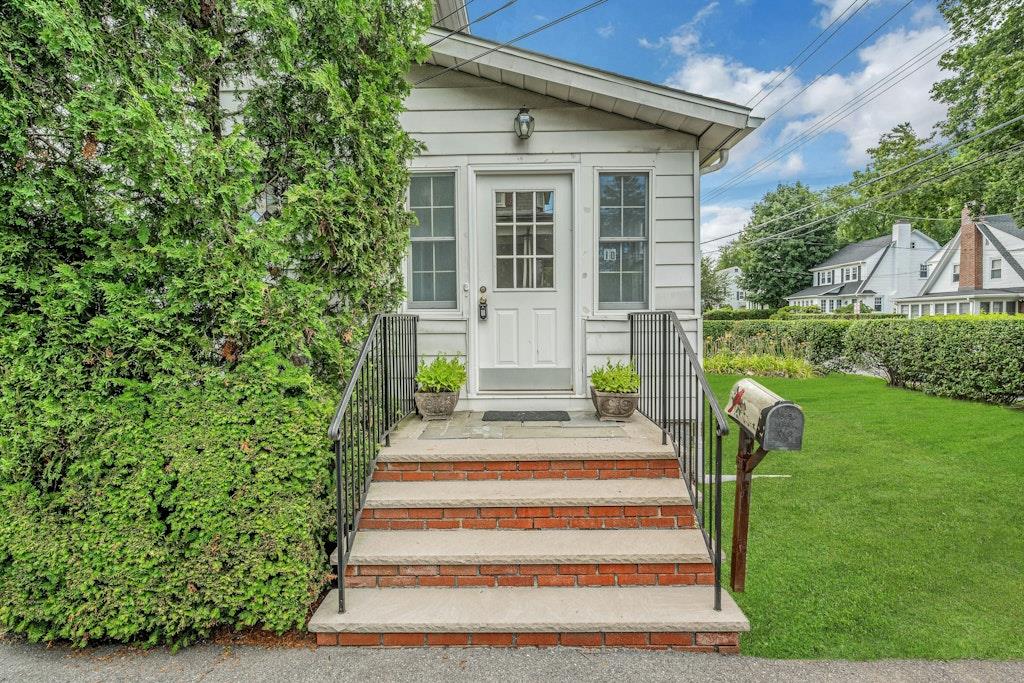 #1 photo, 10 Carman Road, 紐約州 Scarsdale , NY 10583