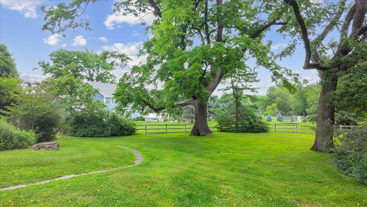 #1 photo, 230 Westlake Drive, Valhalla , NY 10595