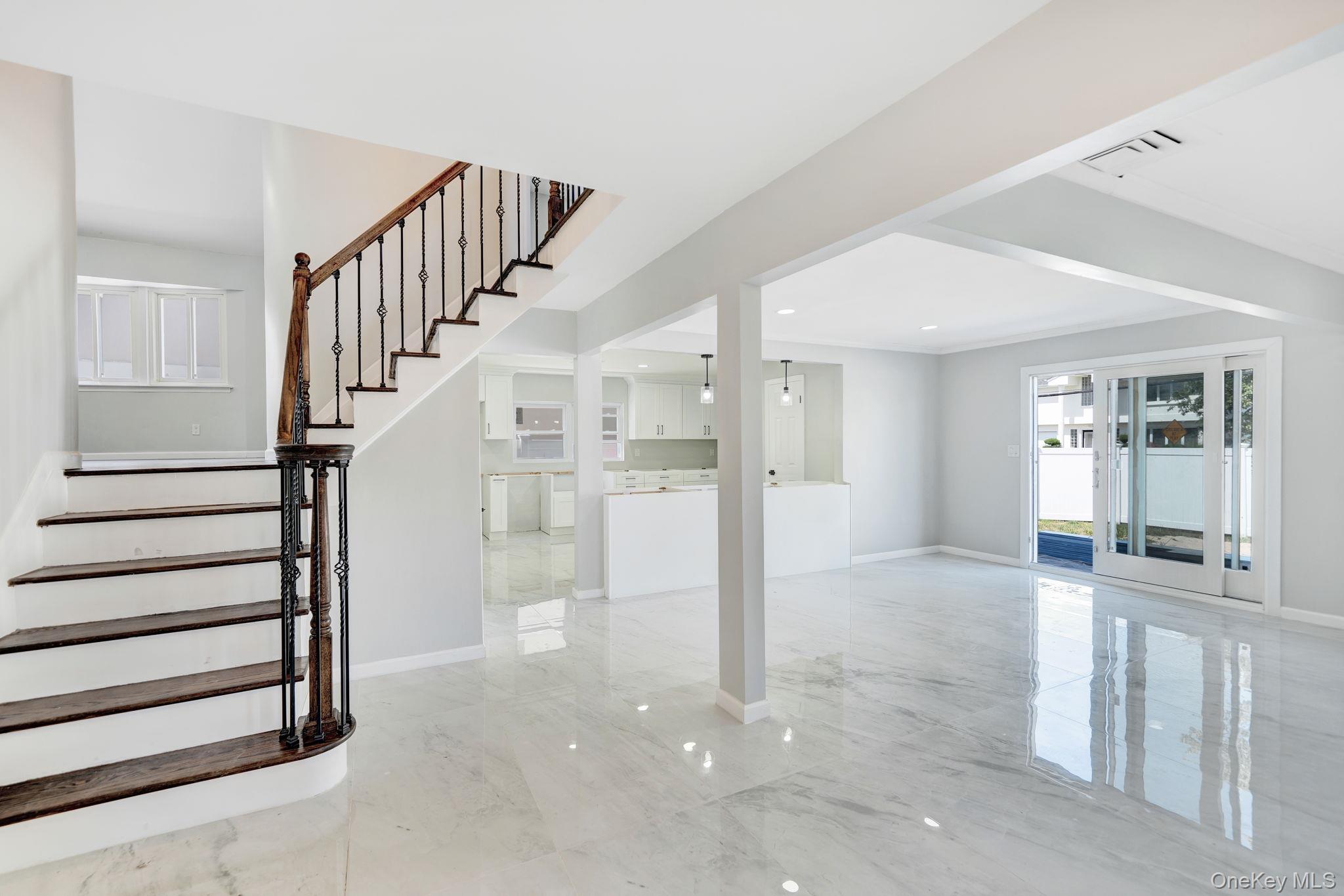 #5 photo, 3058 Susan Road, ナッソー郡 Bellmore , NY 11710