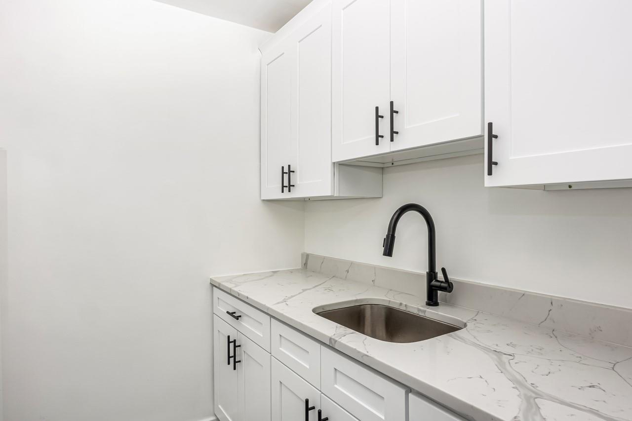 #5 photo, 67-50 Thornton Place, Forest Hills , NY 11375