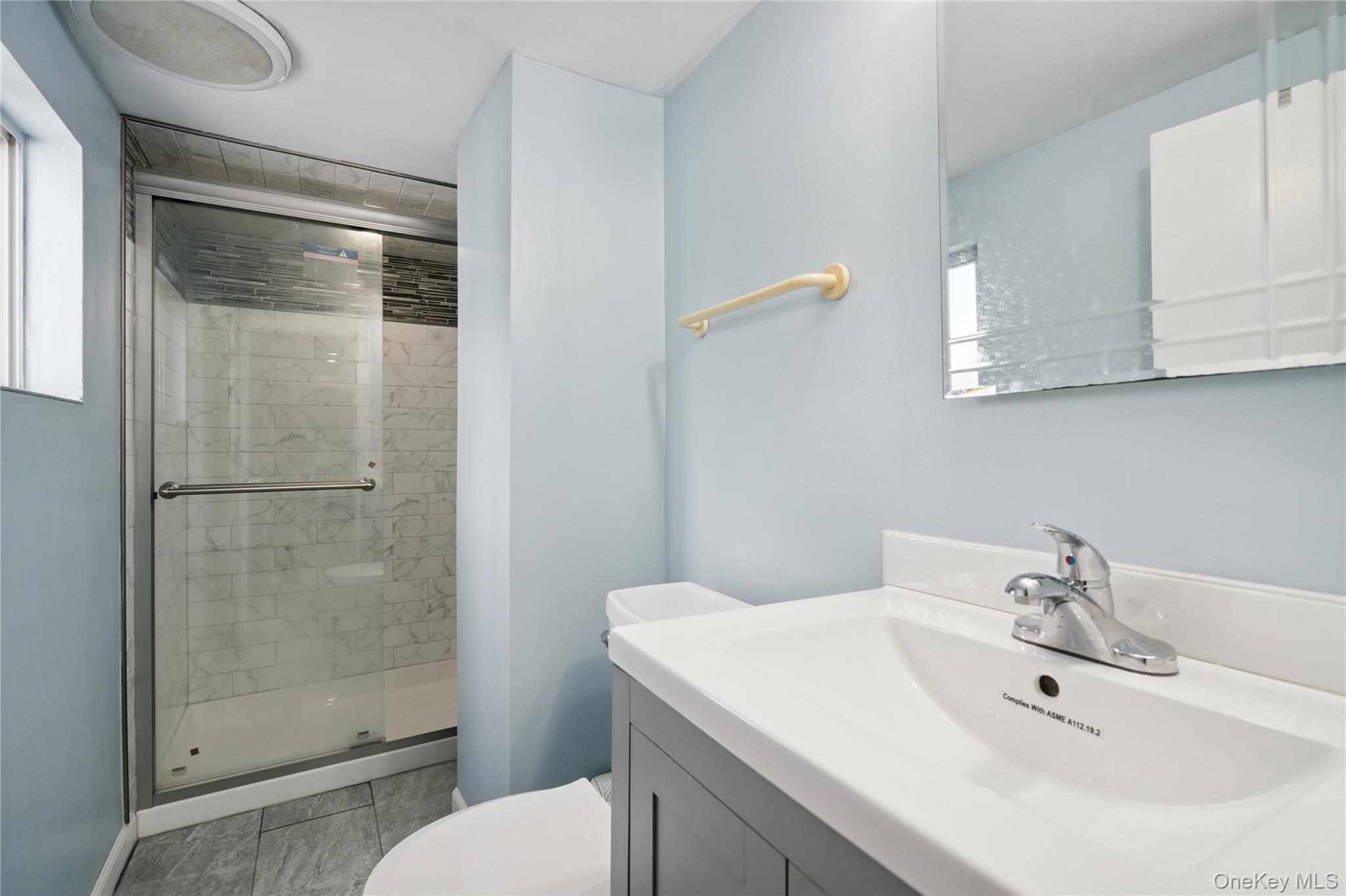 #18 photo, 11 Sunrise Street, 長島 Plainview , NY 11803