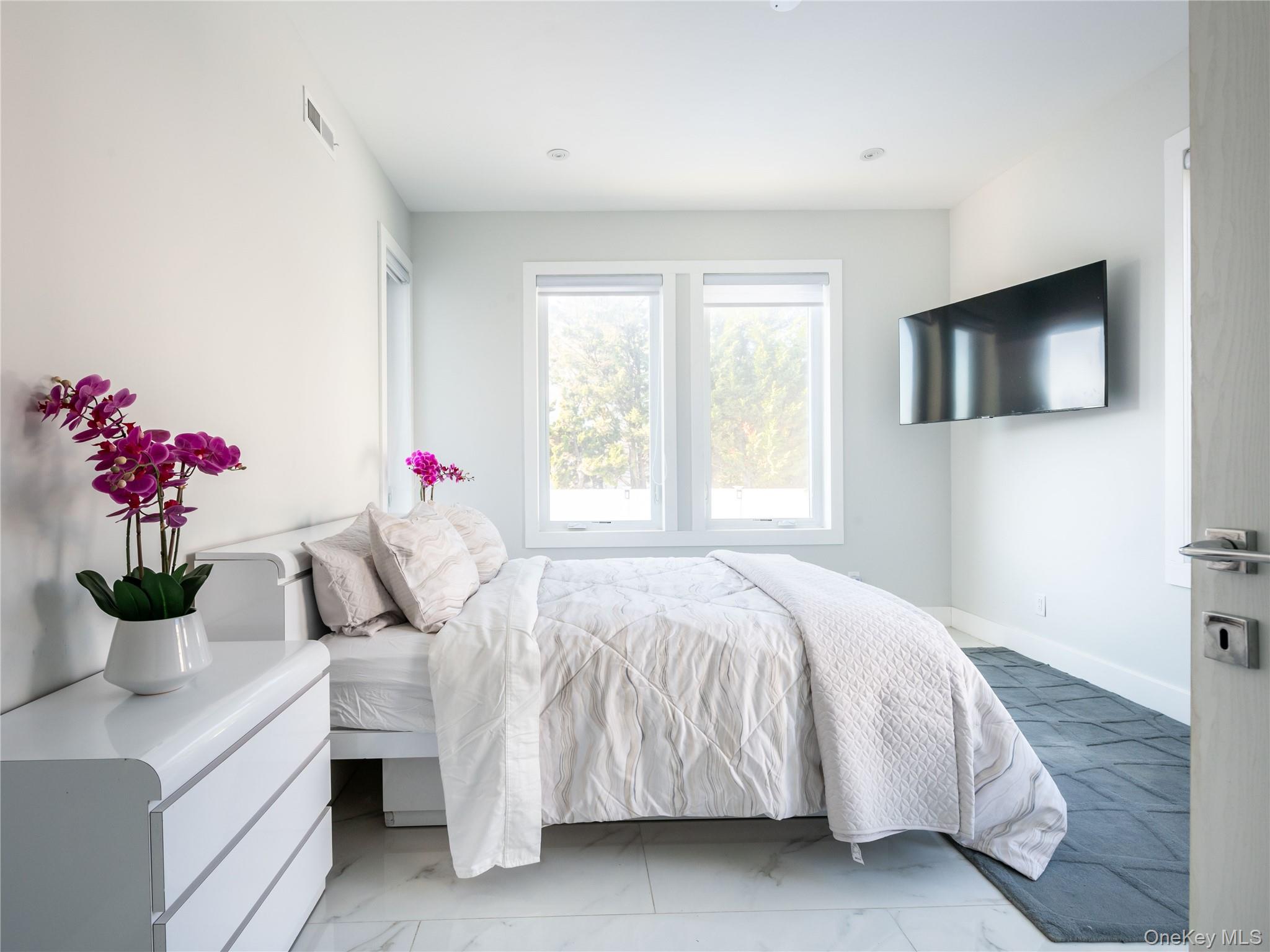 #18 photo, 85 Erie Avenue, ナッソー郡 Atlantic Beach , NY 11509