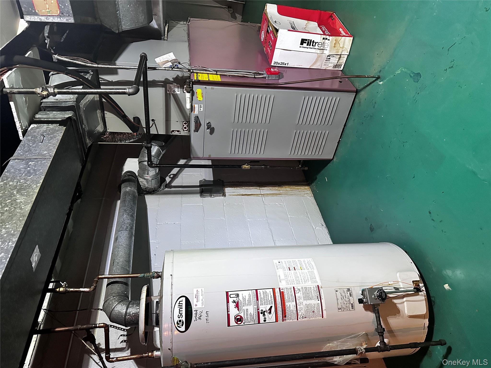 #13 photo, 100 Woodford Road, Scarsdale , NY 10583