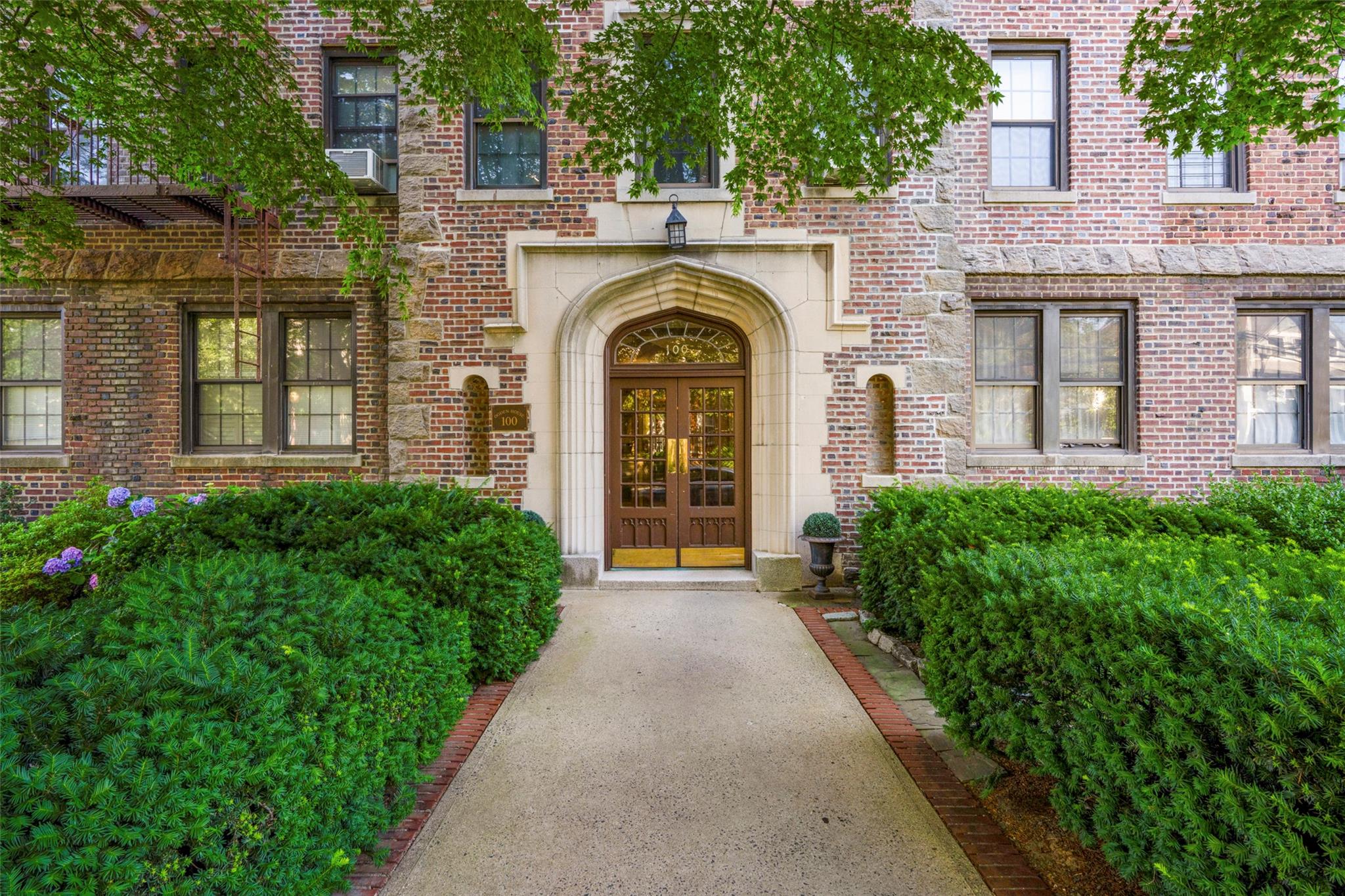 #1 photo, 100 Parkway Road, 布朗士 Bronxville , NY 10708