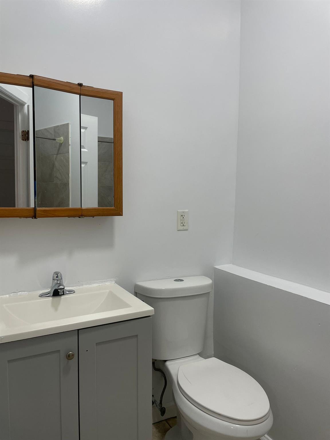 #8 photo, 782 Cauldwell Avenue, Bronx , NY 10456