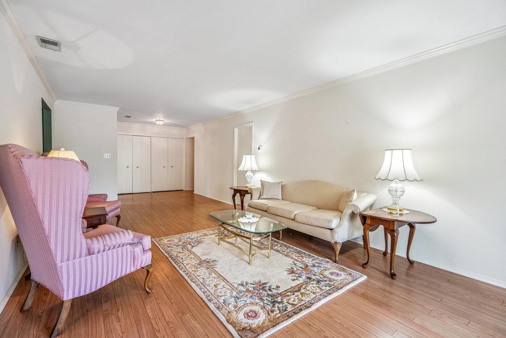 #10 photo, 914 Fenway Road, サフォーク郡 Saint James , NY 11780