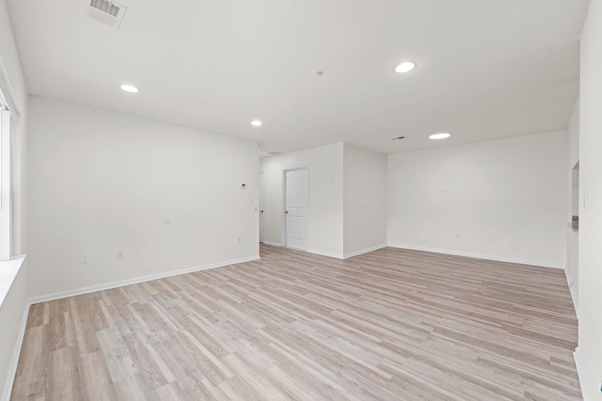 #14 photo, Apt A 2-22 Constitution Place, クイーンズ区 College Point , NY 11356