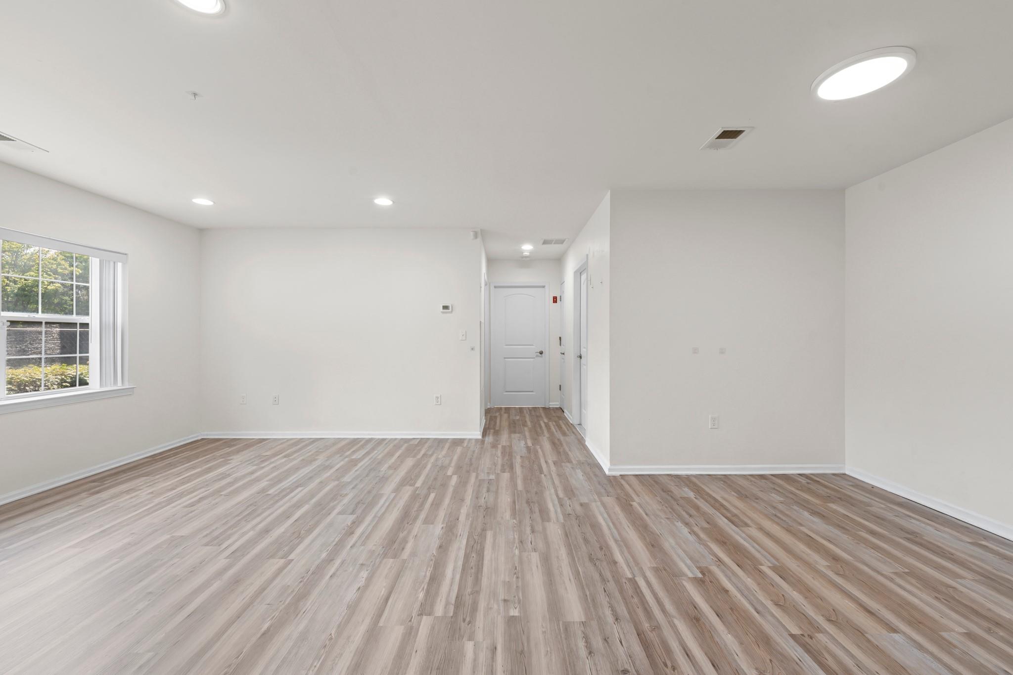 #16 photo, Apt A 2-22 Constitution Place, クイーンズ区 College Point , NY 11356