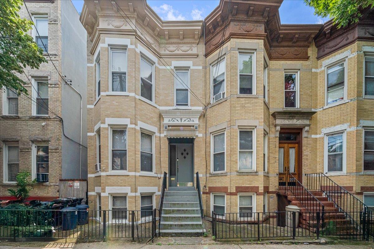 #1 photo, 59-30 70th Avenue, クイーンズ区 Ridgewood , NY 11385