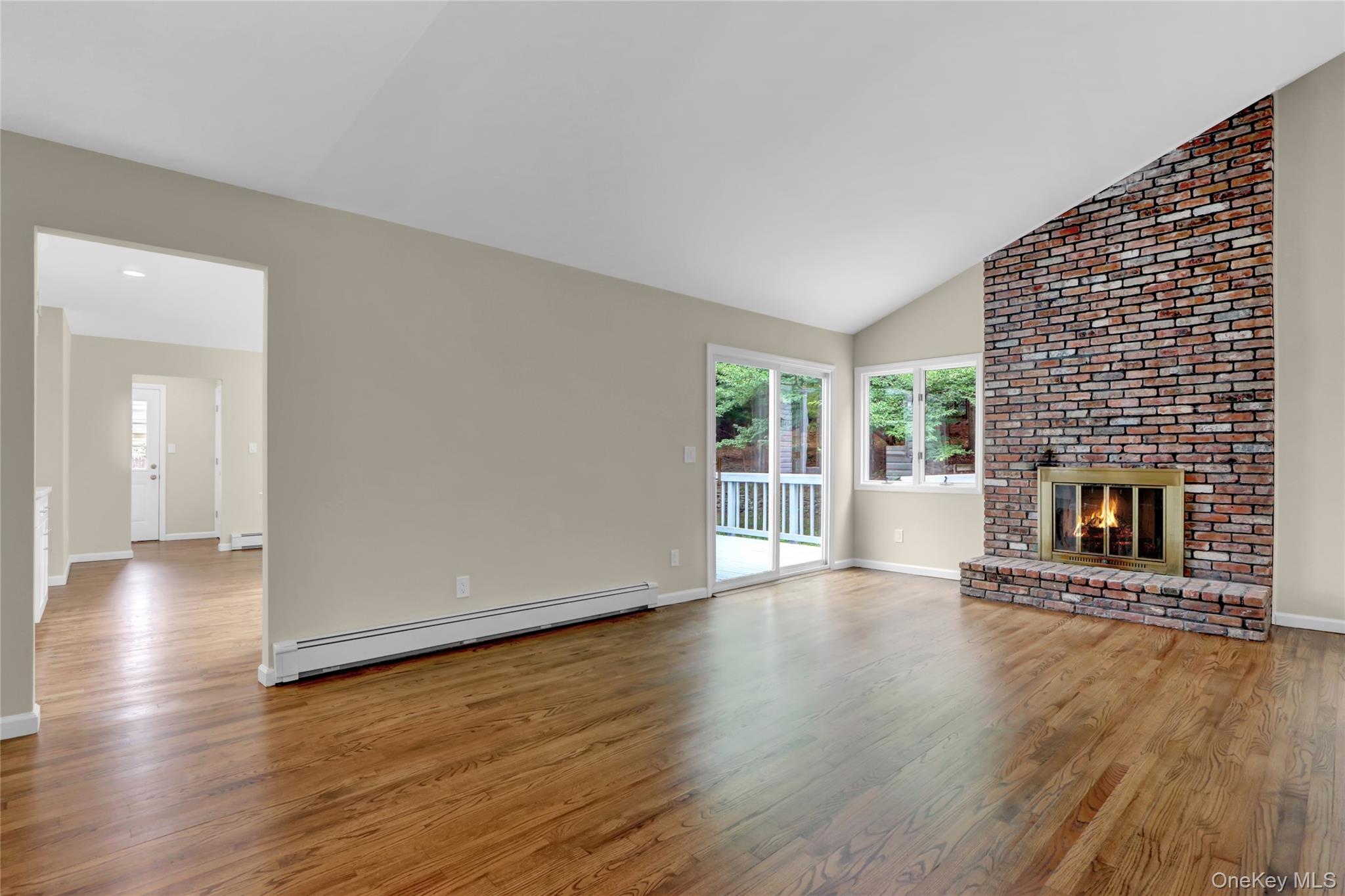 #11 photo, 181 Wading River Hollow Road, サフォーク郡 Ridge , NY 11961