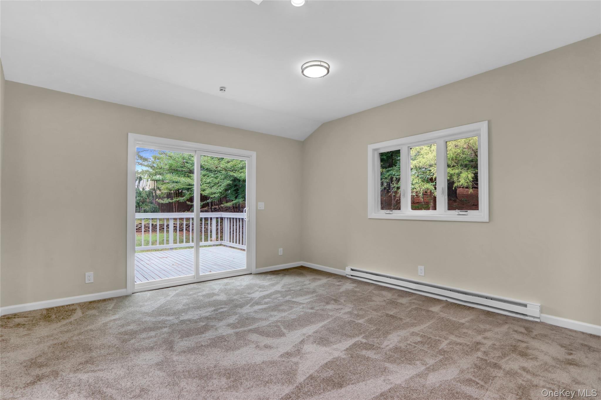 #18 photo, 181 Wading River Hollow Road, サフォーク郡 Ridge , NY 11961