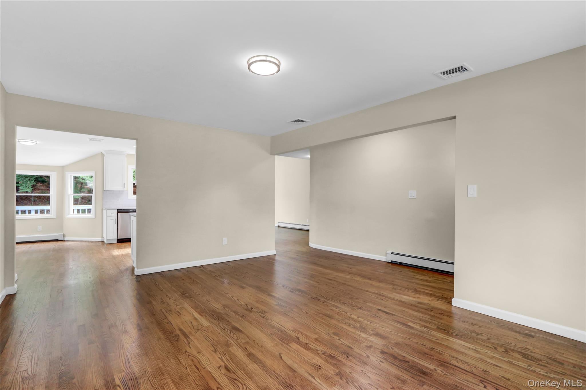 #5 photo, 181 Wading River Hollow Road, サフォーク郡 Ridge , NY 11961