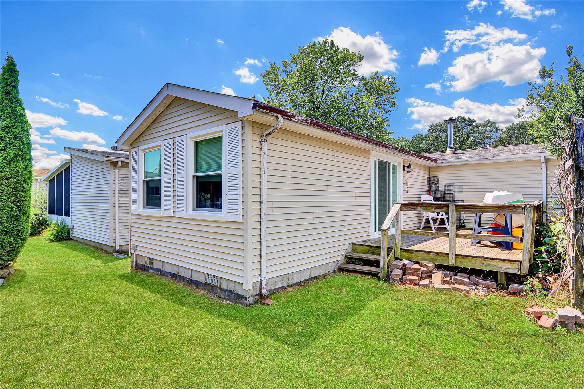 #16 photo, 164 Village Circ W, サフォーク郡 Manorville , NY 11949