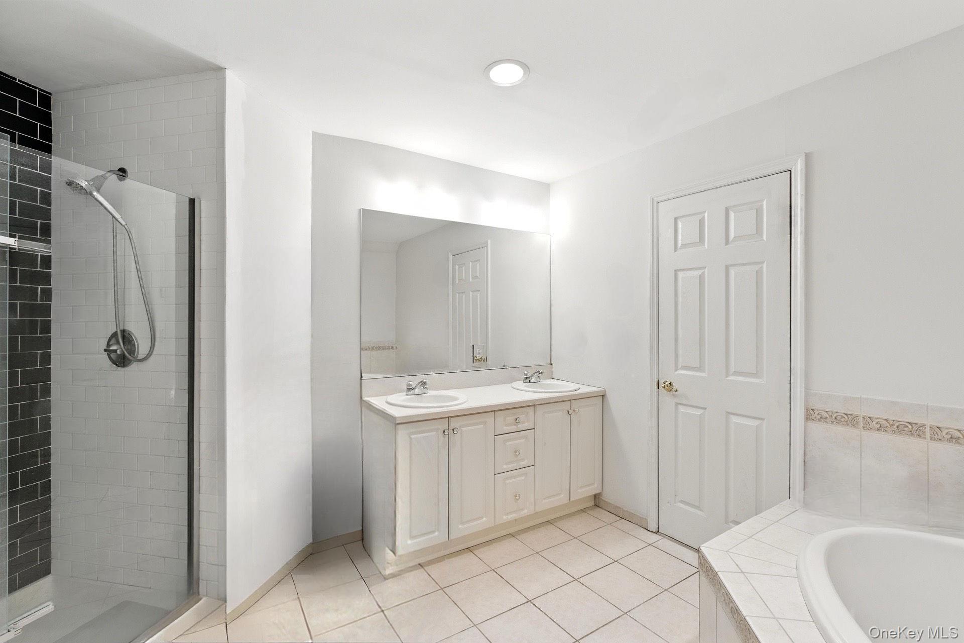 #10 photo, 33 Sunflower Ridge Road, サフォーク郡 South Setauket , NY 11720