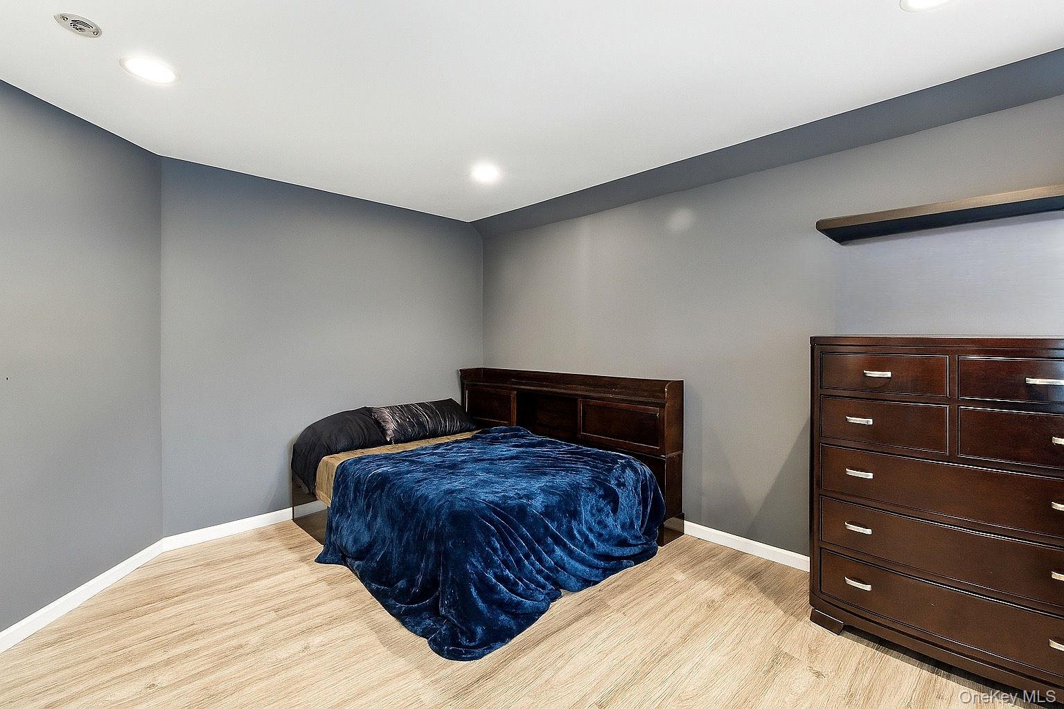 #12 photo, 33 Sunflower Ridge Road, サフォーク郡 South Setauket , NY 11720