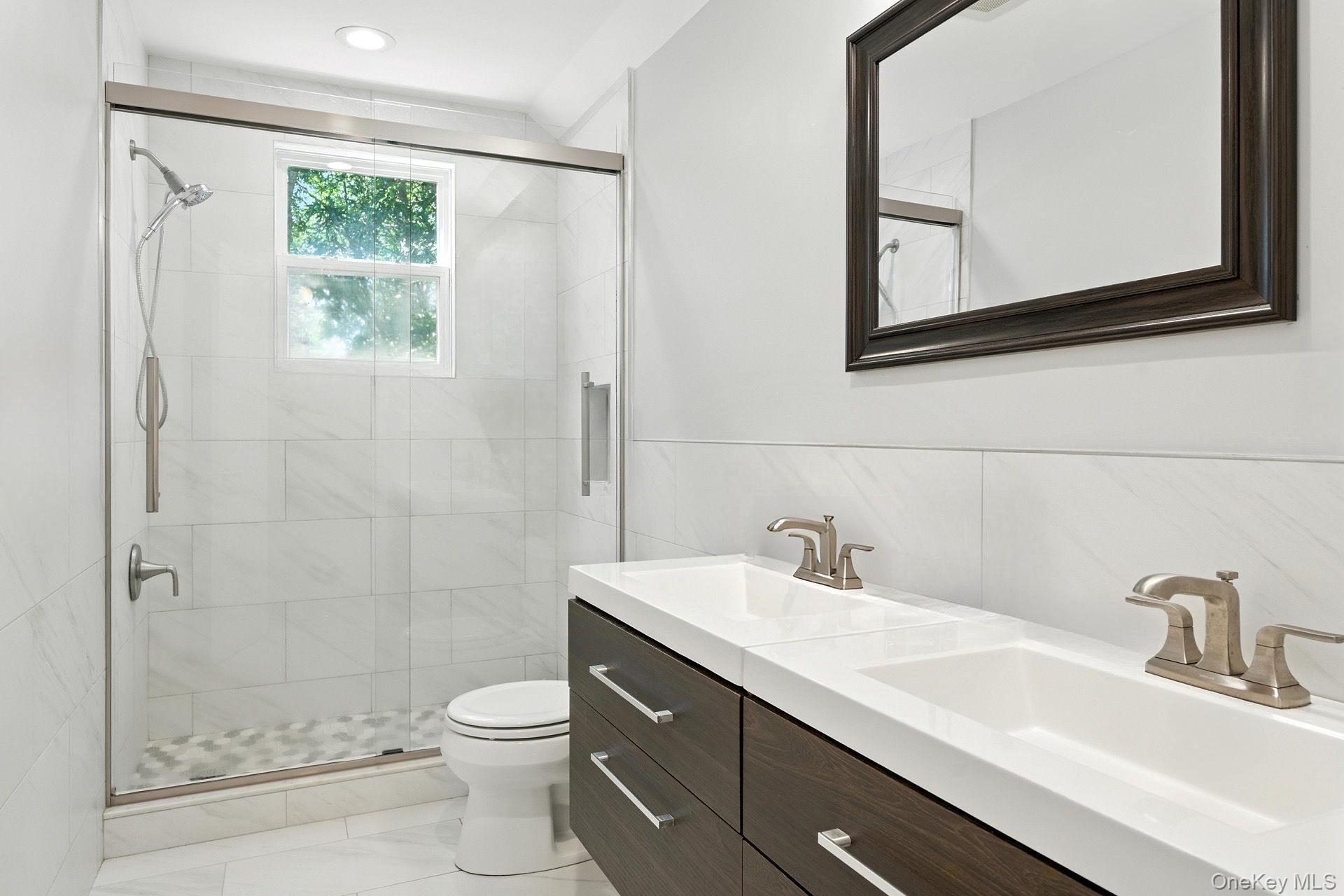 #13 photo, 33 Sunflower Ridge Road, サフォーク郡 South Setauket , NY 11720