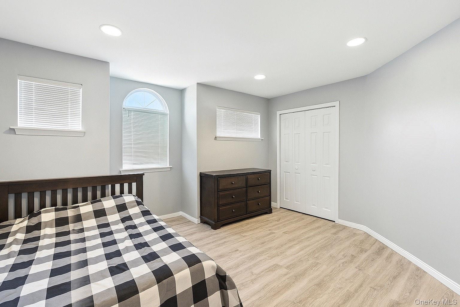 #14 photo, 33 Sunflower Ridge Road, サフォーク郡 South Setauket , NY 11720