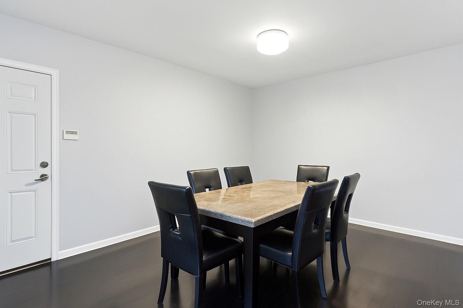 #15 photo, 33 Sunflower Ridge Road, サフォーク郡 South Setauket , NY 11720