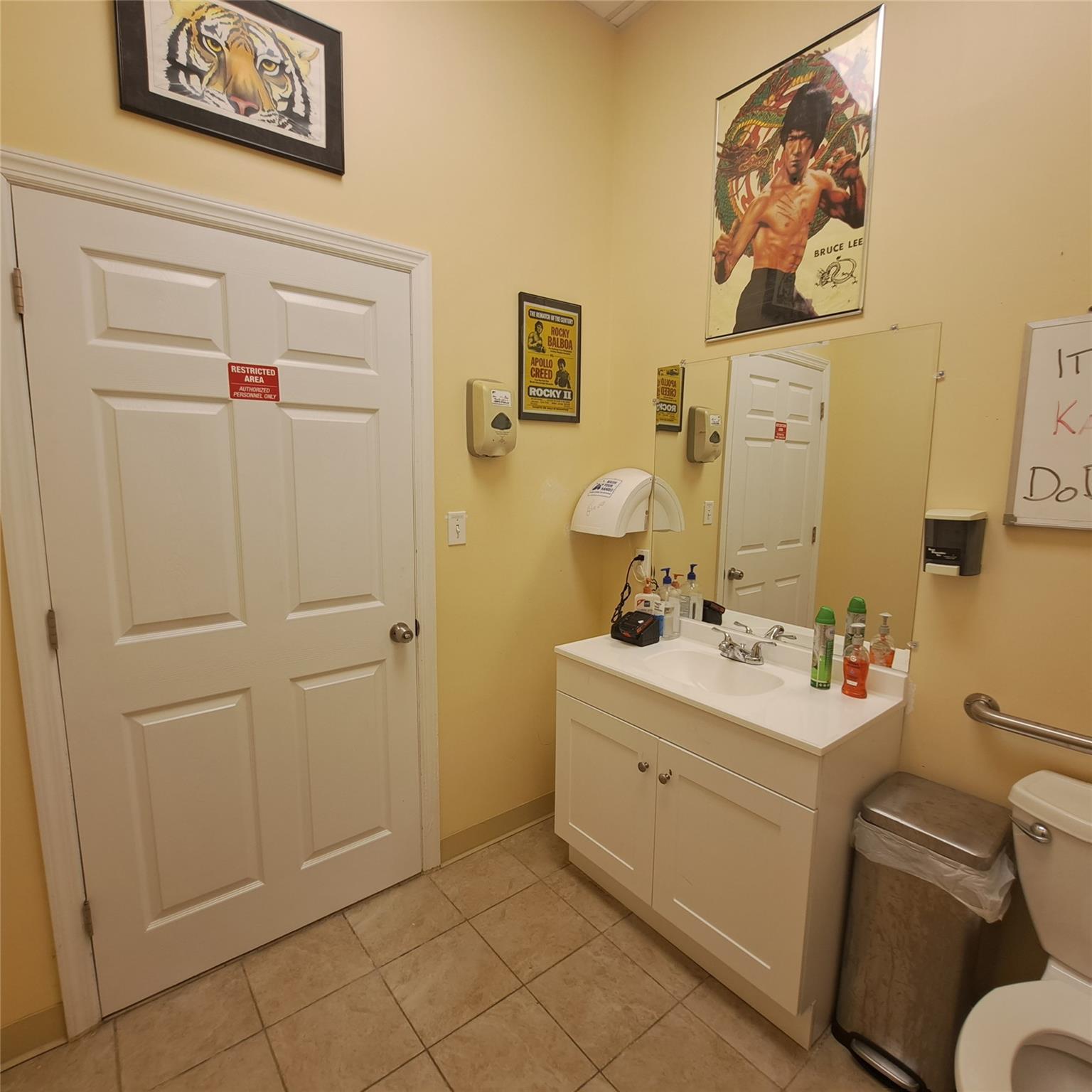 #12 photo, 546 Hunter Avenue, サフォーク郡 West Islip , NY 11795