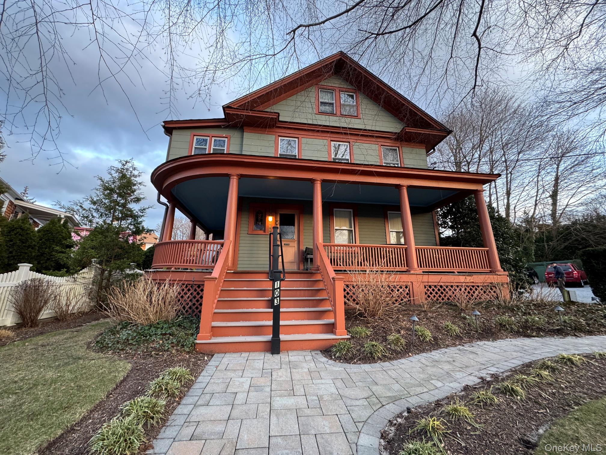 #1 photo, 103 E Main Street, 東長島 Port Jefferson , NY 11777