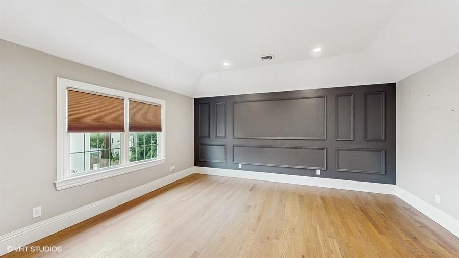 #16 photo, 60 E Minerva Road, Lindenhurst , NY 11757