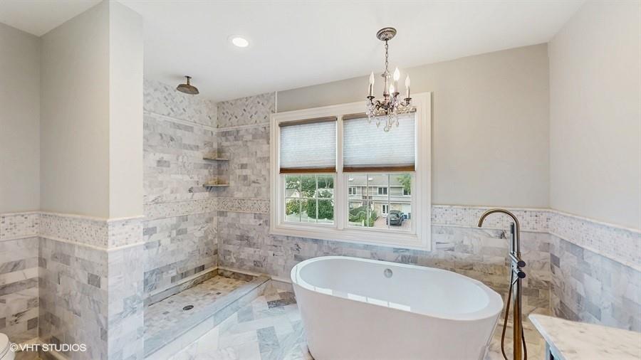 #19 photo, 60 E Minerva Road, Lindenhurst , NY 11757