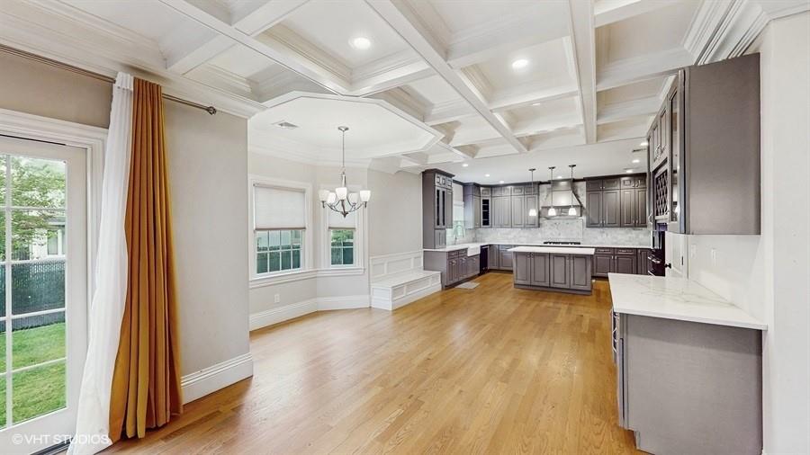 #5 photo, 60 E Minerva Road, Lindenhurst , NY 11757