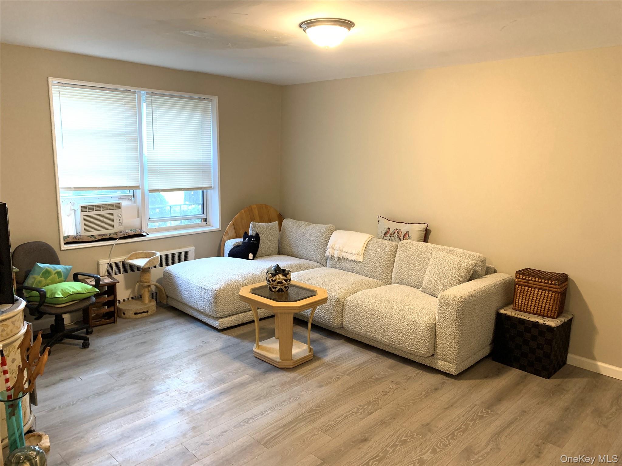 #4 photo, 30 DAVENPORT Avenue, New Rochelle , NY 10805