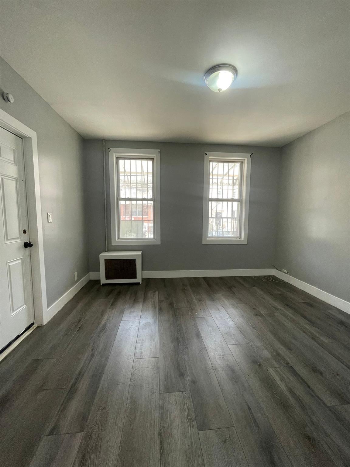 #6 photo, 1038 E 224 Street, Bronx , NY 10466