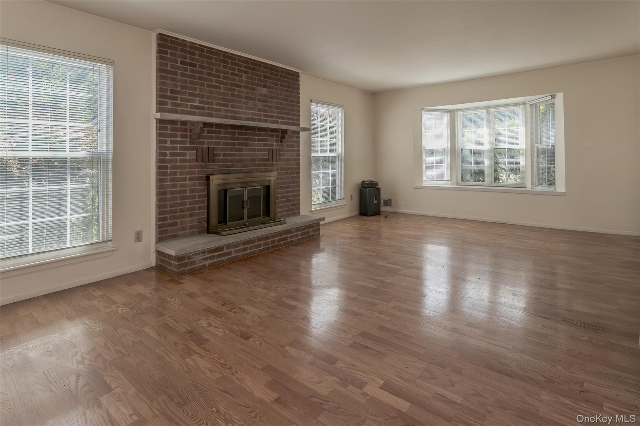 #12 photo, 37 Candlestick Court, Warwick , NY 10990