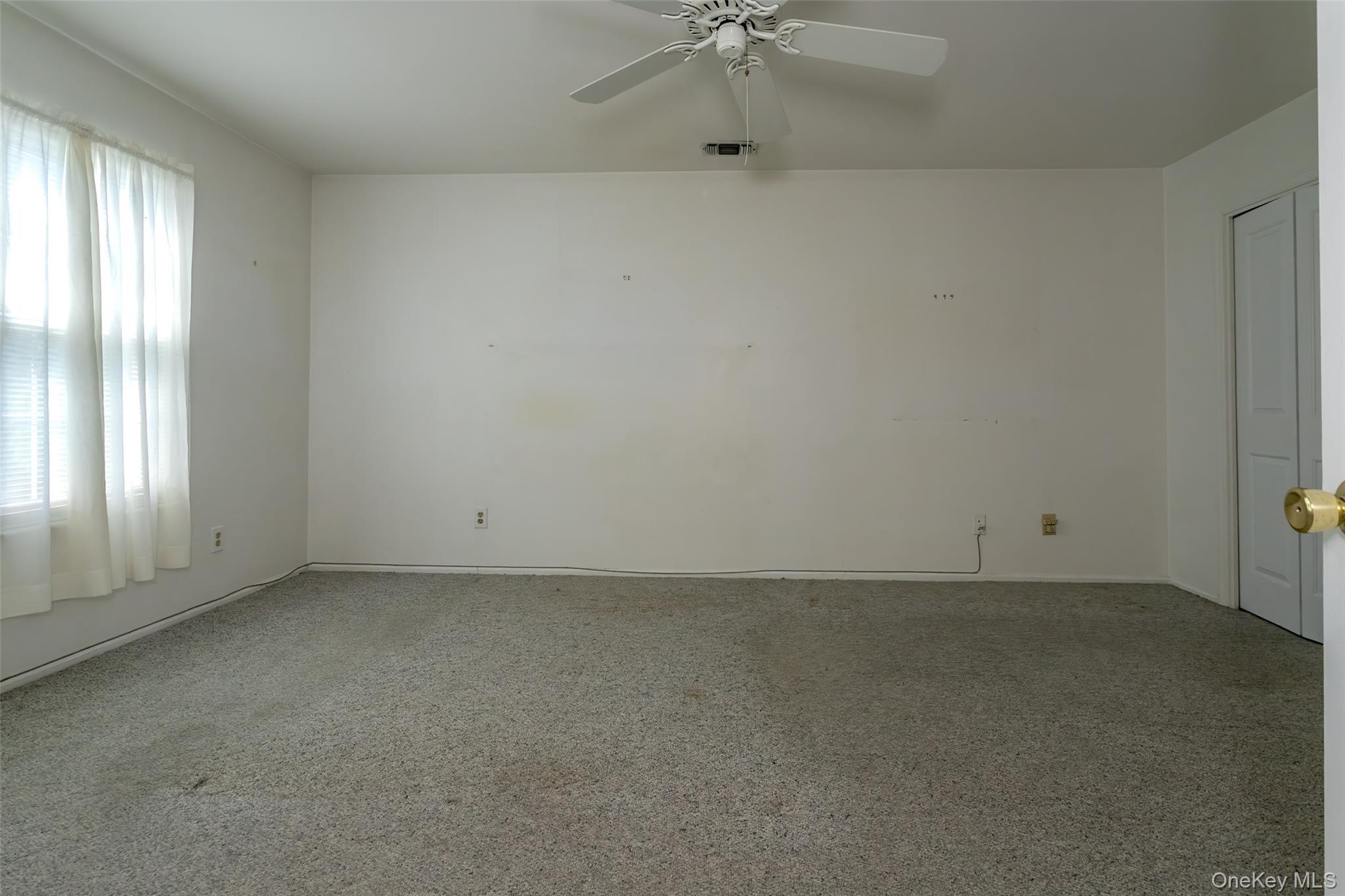 #17 photo, 37 Candlestick Court, Warwick , NY 10990